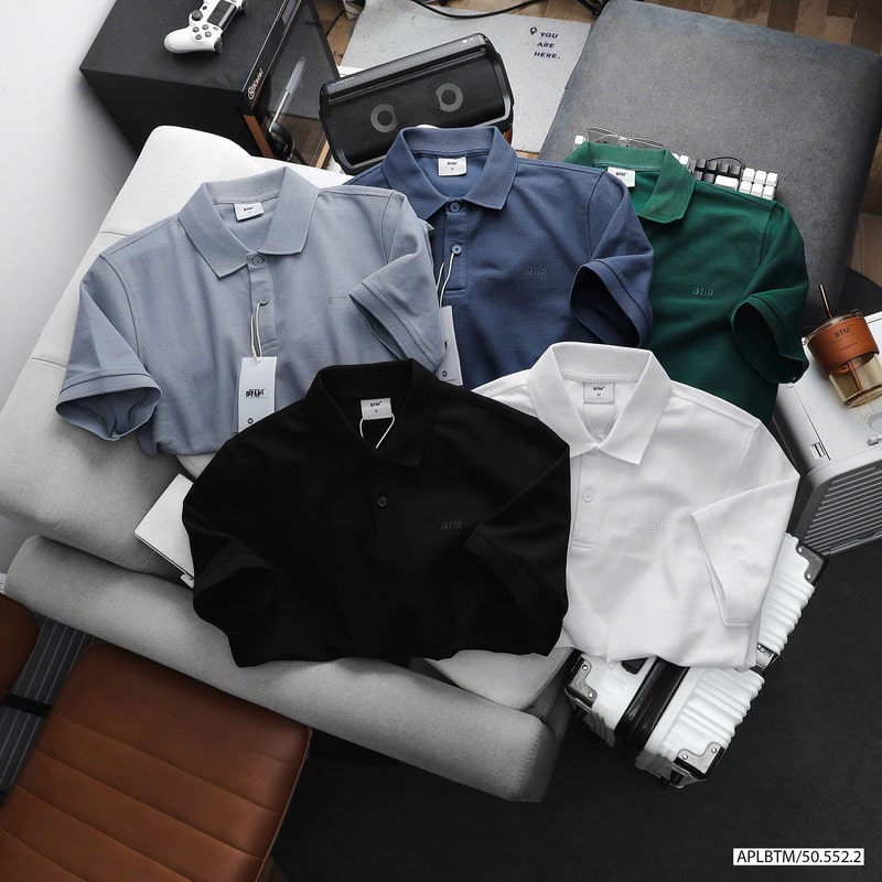 Áo thun trơn Polo BTM được làm từ chất liệu vải cá sấu mắt chim cao cấp
