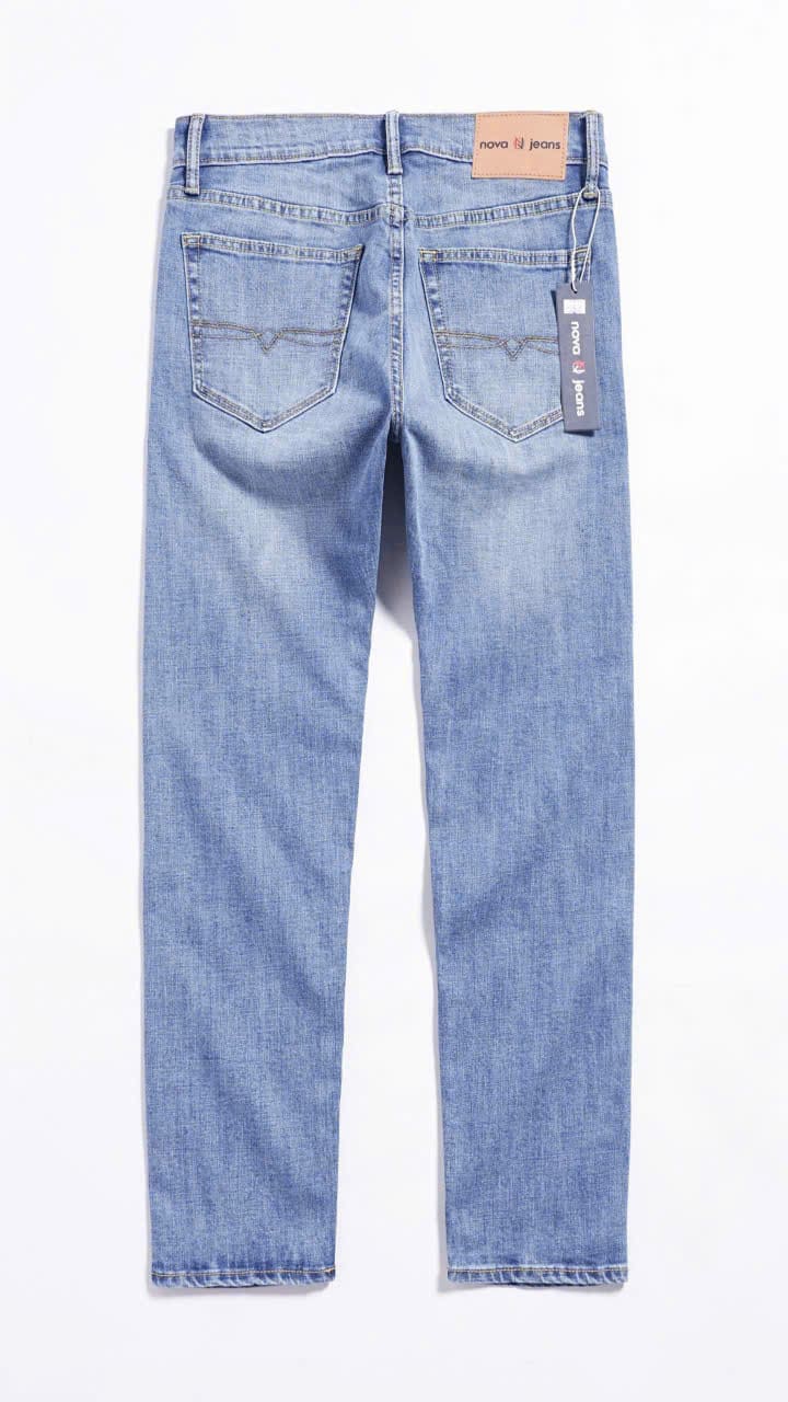 Quần jean Nova xanh wash sáng luôn là lựa chọn hàng đầu cho những ai yêu thích sự trẻ trung