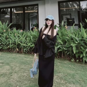 Set Đầm Dài Trễ Vai Thương Hiệu Colyn