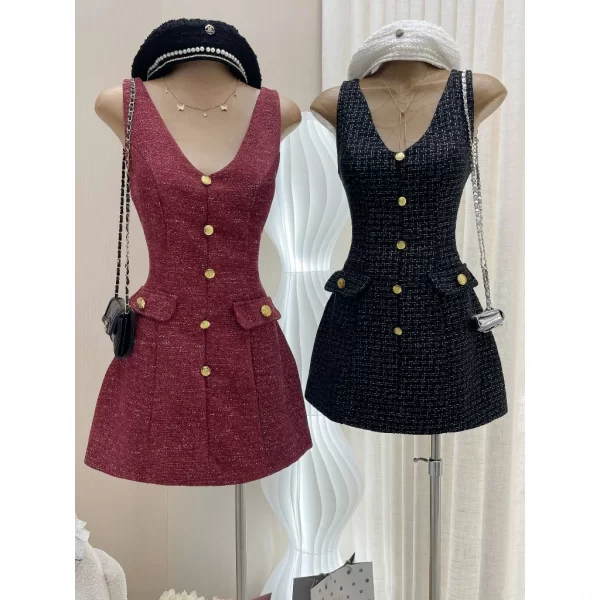 Đầm dạ cao cấp sát nách 2 màu đỏ đen Colyn - Ảnh 2
