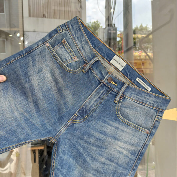 Quần jean Amancio màu rêu wash bạc - Ảnh 2